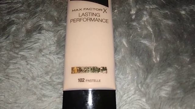 Тональный крем,foundation MAX FACTOR Lasting Performance 102 жидкая тональная основа