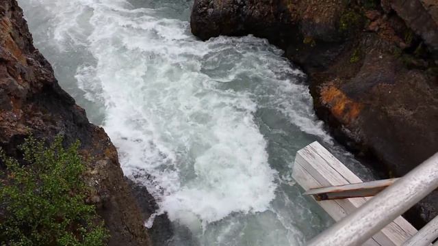 Barnafoss водопад детей смотреть онлайн