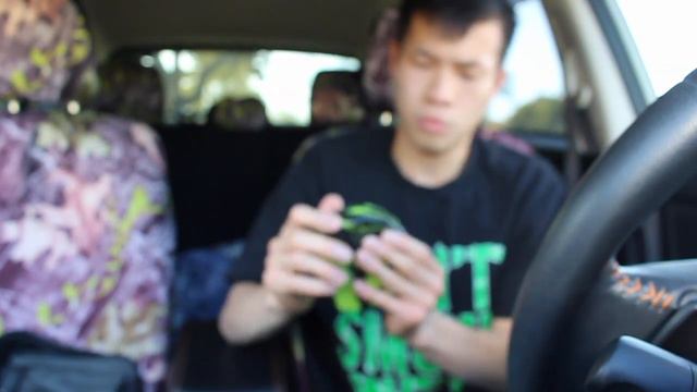 Eyce Silicone Beaker Bong Review смотреть онлайн