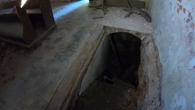 Opuszczona Kaplica Grobowa - Secret Place Urbex |Urban Exploration|