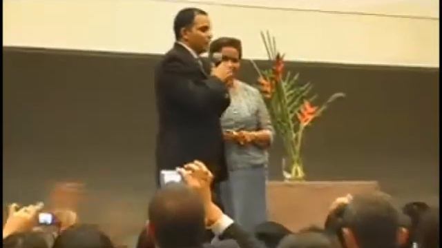 CARLOS ARANGO RECONOCIMIENTO COMO NUEVO DIAMANTE DE LATIONOAMERICA смотреть онлайн