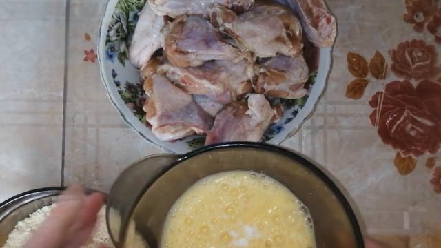 Крылышки хрустящие и сочные, приготовленные 2-мя способами. смотреть онлайн