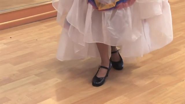 Traditional Mexican Dance Steps