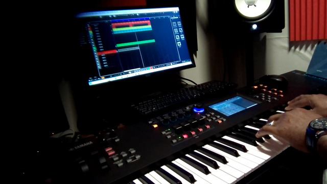 Yamaha MODX7+ Brass Ensemble Sound.. смотреть онлайн