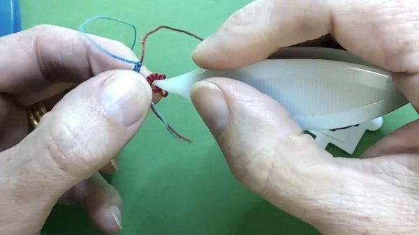 Shuttle Tatting - The Veronica Doily Tat a long : Row 3