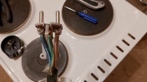 Как подключить к обычной розетке электро плиту_! ЭКСПЕРИМЕНТ!.mp4