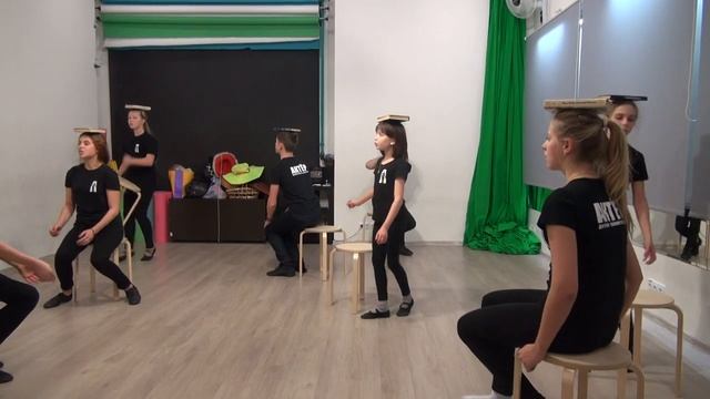 Старшие Движение стул книга текст смотреть онлайн