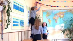 ИСПОРЧЕННЫЙ ПОЦЕЛУЙ!!!УЧИЛКА ЗАСТУКАЛА!!!