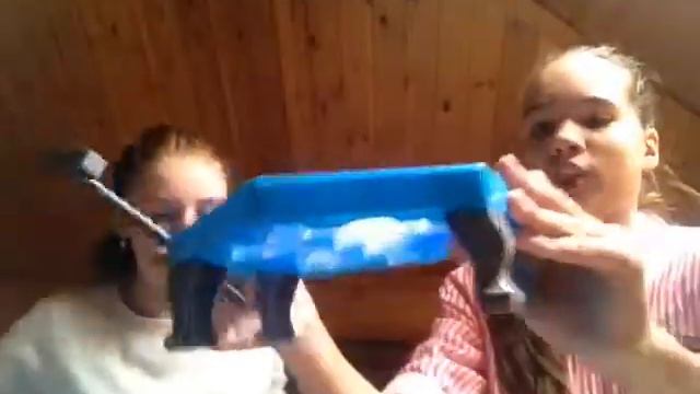 Пингвин в ледяной ловушки смотреть онлайн