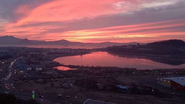 Красивый вид, рассвет, японское море смотреть онлайн