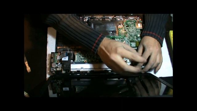 Compaq presario CQ57 Desmontaje y mantenimiento смотреть онлайн