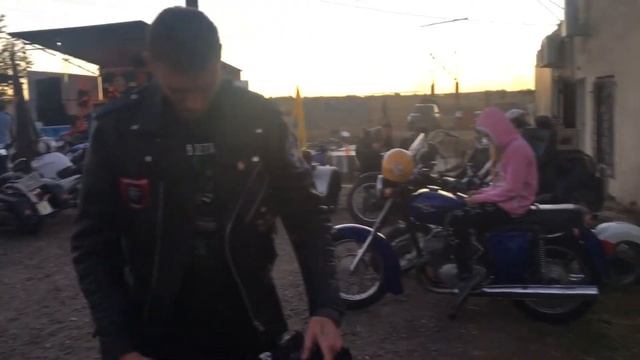 Поездка на Урале в мотоклуб Степное братство г.Элиста смотреть онлайн