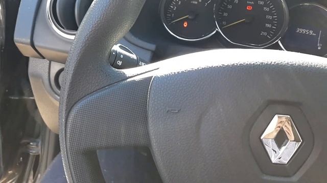 Renault Logan 2 ( заводим ) смотреть онлайн