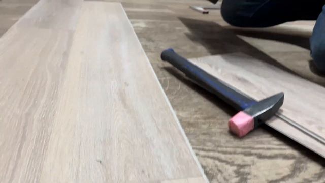 Кварцвинил с матовой и брашировонной поверхностью Art Stone UNICA. смотреть онлайн