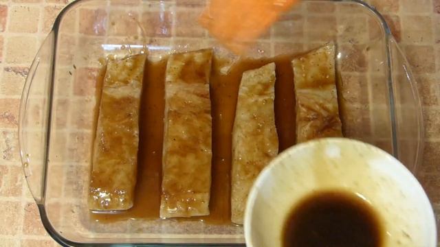 Самая вкусная, сочная запеченная рыба в обалденном медово-горчичном соусе! смотреть онлайн