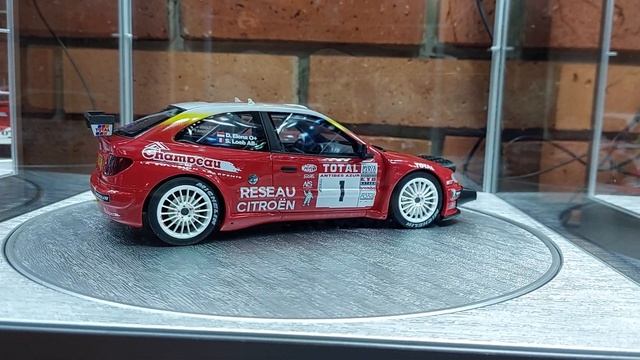 Citroen Xsara Kit Car Rallye d'azur 2001 S.Loeb OTTO 1/18 смотреть онлайн