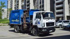 Мусоровоз МК-3553-03 на шасси МАЗ-534025 (В 488 РС 122). / Garbage truck MAZ-5340.