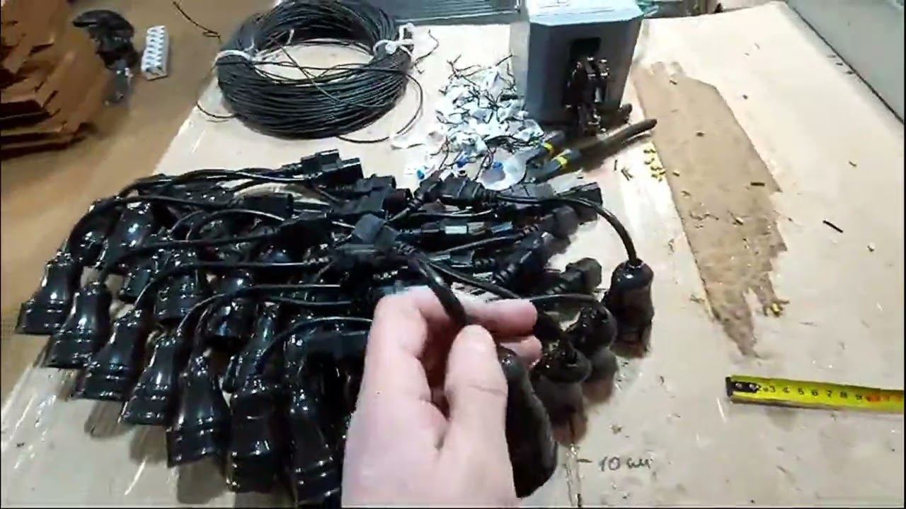 Кабель питания VCOM CE002-CU0.75-0.15M RC19 смотреть онлайн