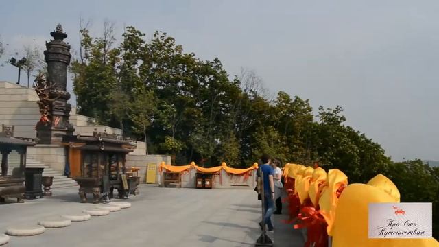 Китай.Самый большой в мире медный Будда. Дуньхуа. смотреть онлайн