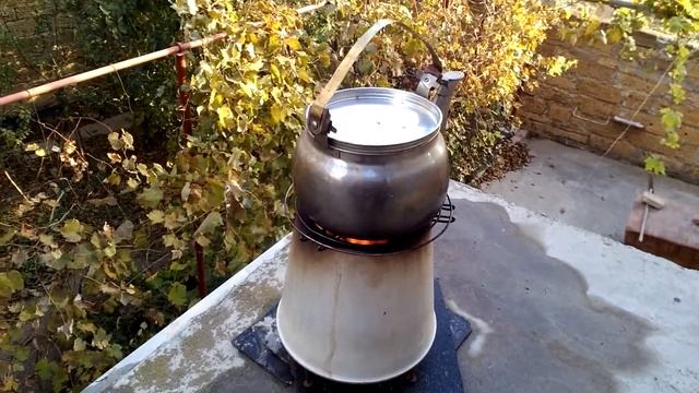 Печь-щепочница'дровяная'.ч.2.Крым.27.10.2016.Первый запуск испытание. смотреть онлайн