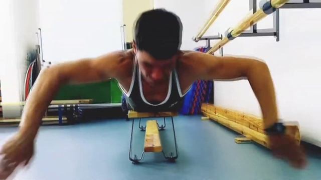 soundtrack (annonce) к ряду видеороликов посвящённых обучению спортивному плаванию смотреть онлайн