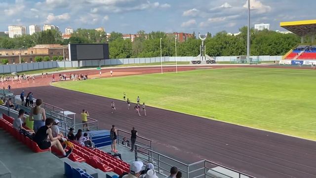 Татьяна Акун. 100 метров - 12.55 сек. Первенство области до 18 лет. смотреть онлайн
