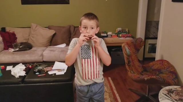 Jingle bells on harmonica смотреть онлайн