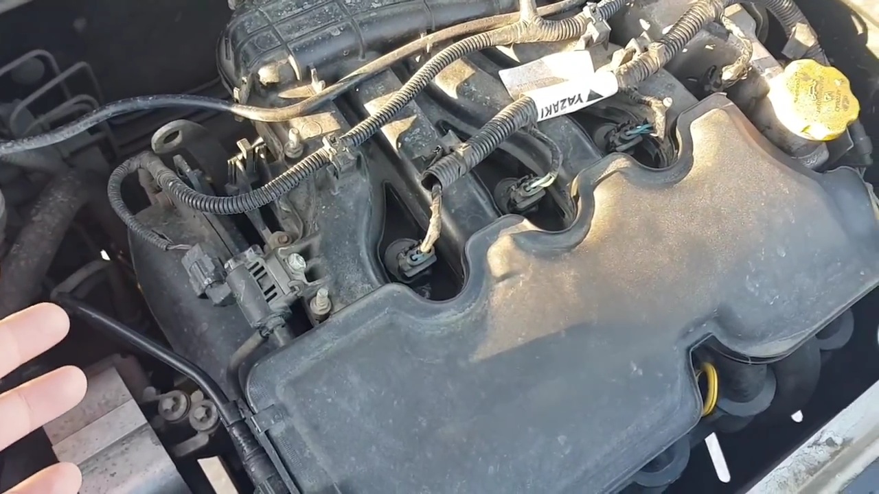 ЛАДА ВЕСТА КАКОЙ ДВИГАТЕЛЬ ЛУЧШЕ 1.6 ИЛИ 1.8 ? смотреть онлайн