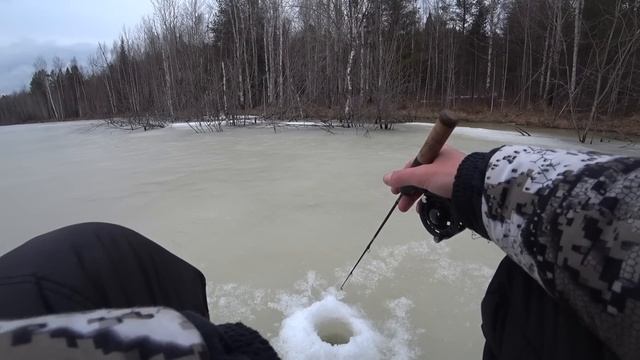 Последний лёд. Дикий клёв. Щуки много не бывает. смотреть онлайн