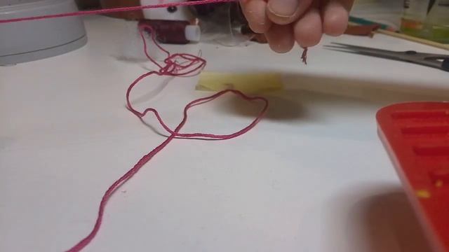 Как сплести чекер-браслет (из ниток мулине) смотреть онлайн