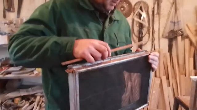 Изоляторы для подсадки Пчеломаток собственного производства, купленные и Советских времён. Обзор. смотреть онлайн