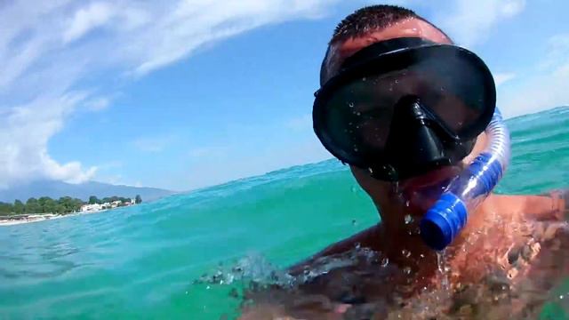 EKEN H9R . Кидаю в море 🌊 проверяем бокс . смотреть онлайн