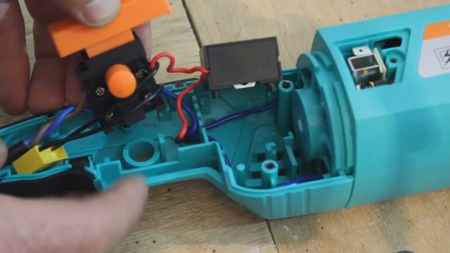 Не все так плохо, с полировальной машиной Sturm AG919CP смотреть онлайн