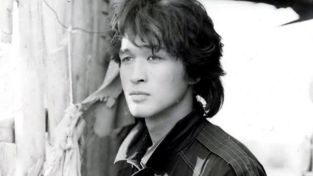 Цой-Сосны на морском берегу (акустика) смотреть онлайн