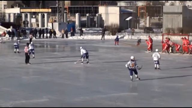 УР.ТРУБНИК - РОДИНА (Киров) 3 : 4 (2 тайм) смотреть онлайн