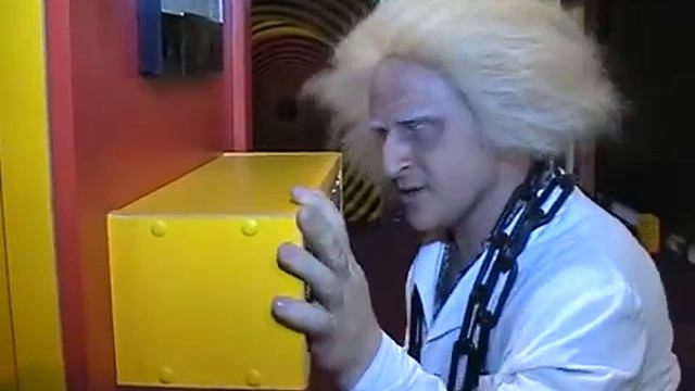 Бешеный профессор смотреть онлайн