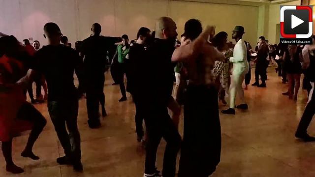 Leah y Homero social dancing at BIG Salsa Festival SA смотреть онлайн