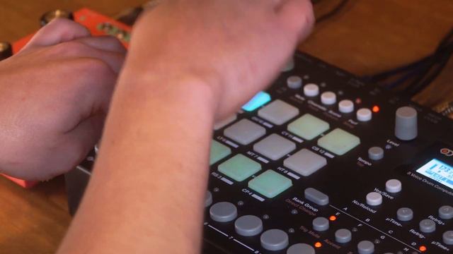 Just a drum machine? | Glitchy DnB with the Analog Rytm смотреть онлайн