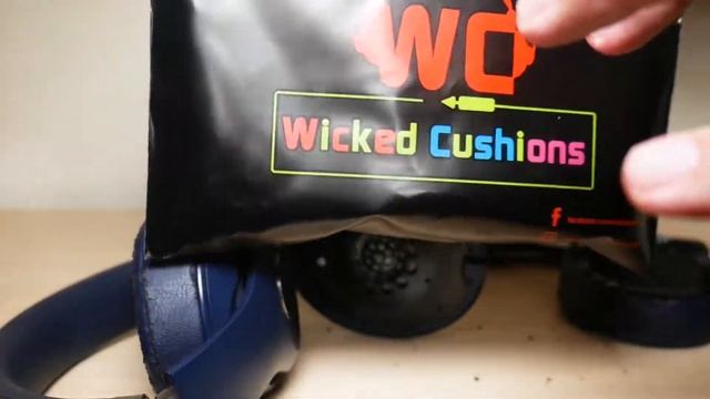 How To Replace Beats Studio 3 Earpads | Studio 3 Ear Cushion Replacement | Featured Tech (2021)