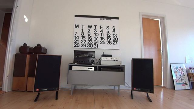 Pioneer A-602R with PD-S703 and JBL 4311 смотреть онлайн
