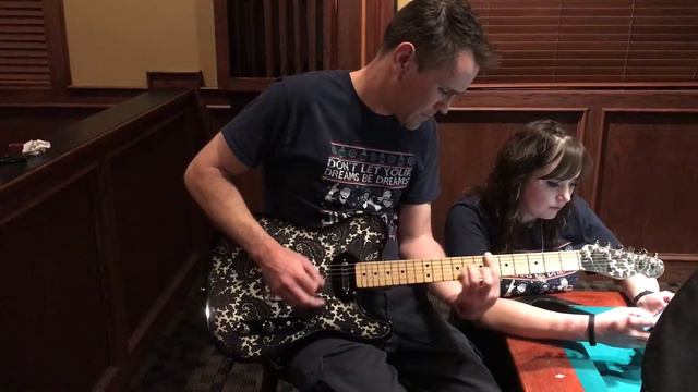 Martinez Kustom Guitars "Black Bettie" Paisley T-Bucket guitar смотреть онлайн