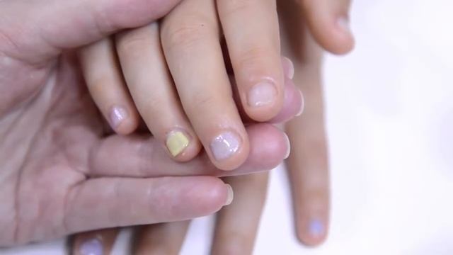 Детские лаки Bambini LIMONI