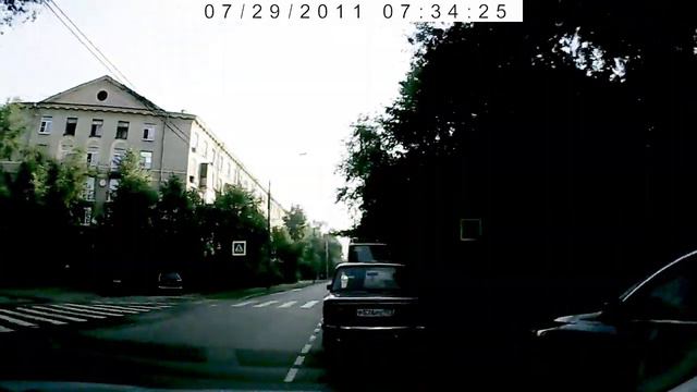 Сучонок на Лексусе смотреть онлайн