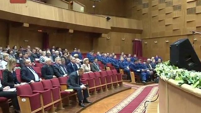 Руководство областной прокуратуры общалось сегодня с главами районов городских и сельских поселений смотреть онлайн