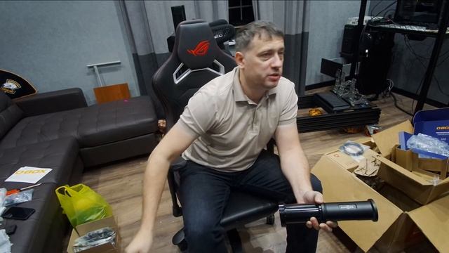 Первая распаковка системы подвижной платформы D-box Gen5 в России смотреть онлайн