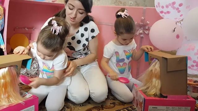 Распаковка Подарки 4 года двойняшкам/Холодное сердце/Кукла для причесок/Lego Frozen II смотреть онлайн