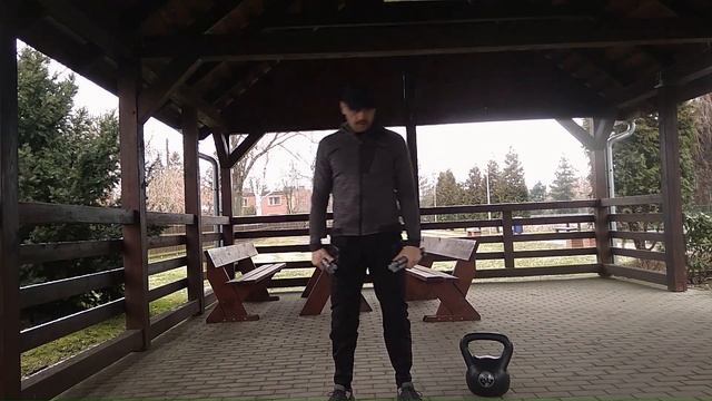 Утренняя зарядка с гантелями смотреть онлайн
