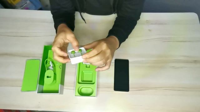 Unboxing Oppo Reno 4 Pro - Exclusive Model (Green Glitter) смотреть онлайн