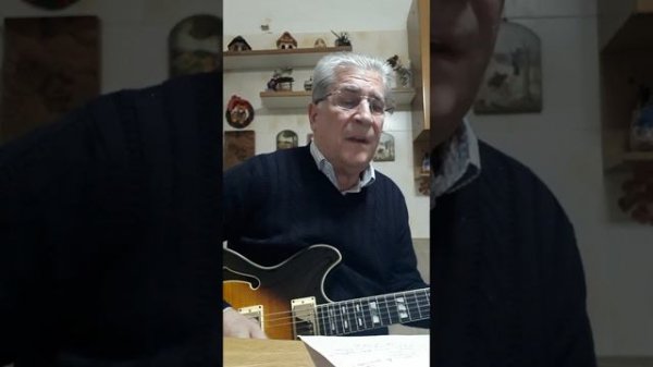 Dicitencello Vuje ( Cover del cantante Vittorio Parisi)