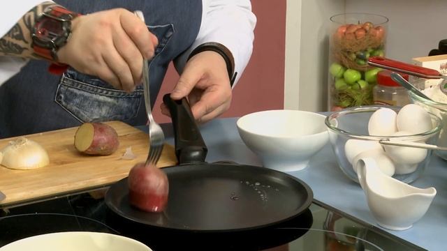 Блины с грушей, бананом и карамельным соусом // "Есть? Идея!" 27.02.20 смотреть онлайн